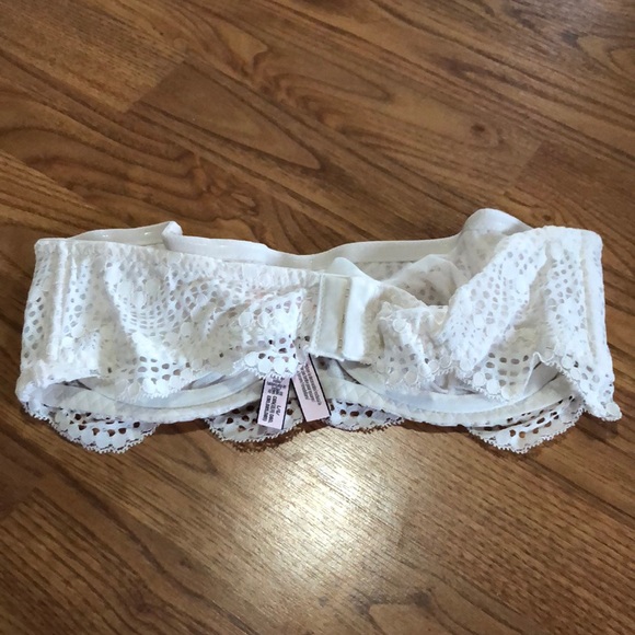 Victoria’s Secret lace bandeau bralette, BNWT - Picture 3 of 5